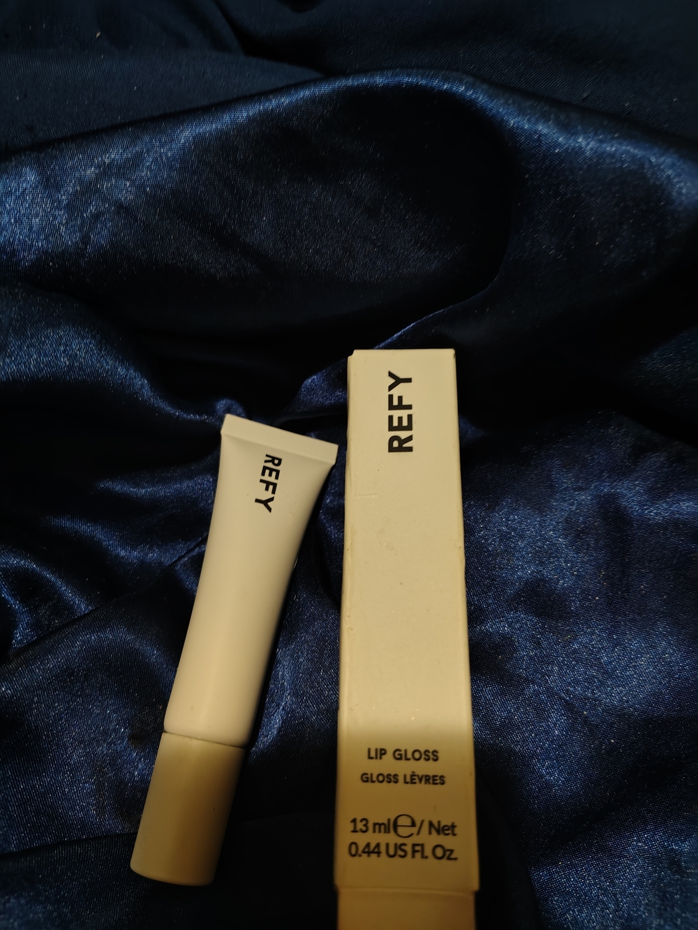 REFY Neutral Lip Gloss - Clear